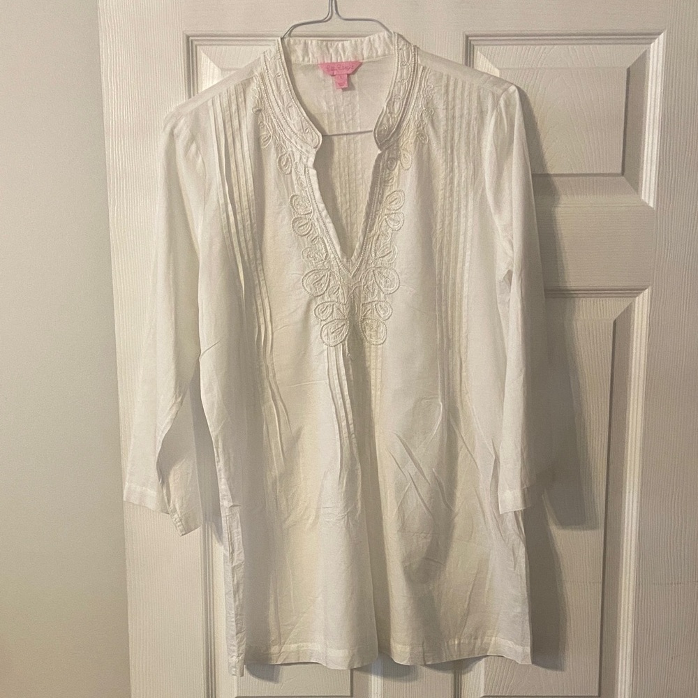 Lilly Pulitzer White Embroidered Tunic size L BNWOT length 31” bust 40” - Picture 1 of 12